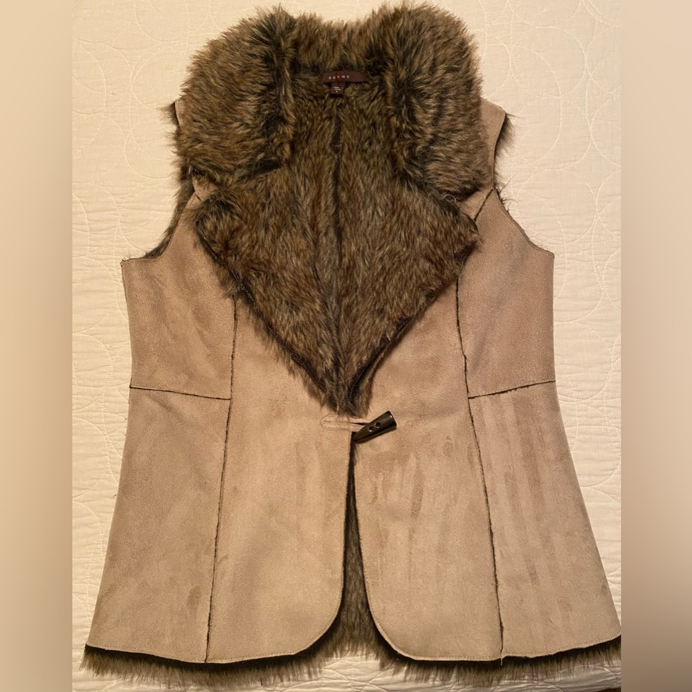 Fever Faux Fur Vest, Size L, vegan leather.
